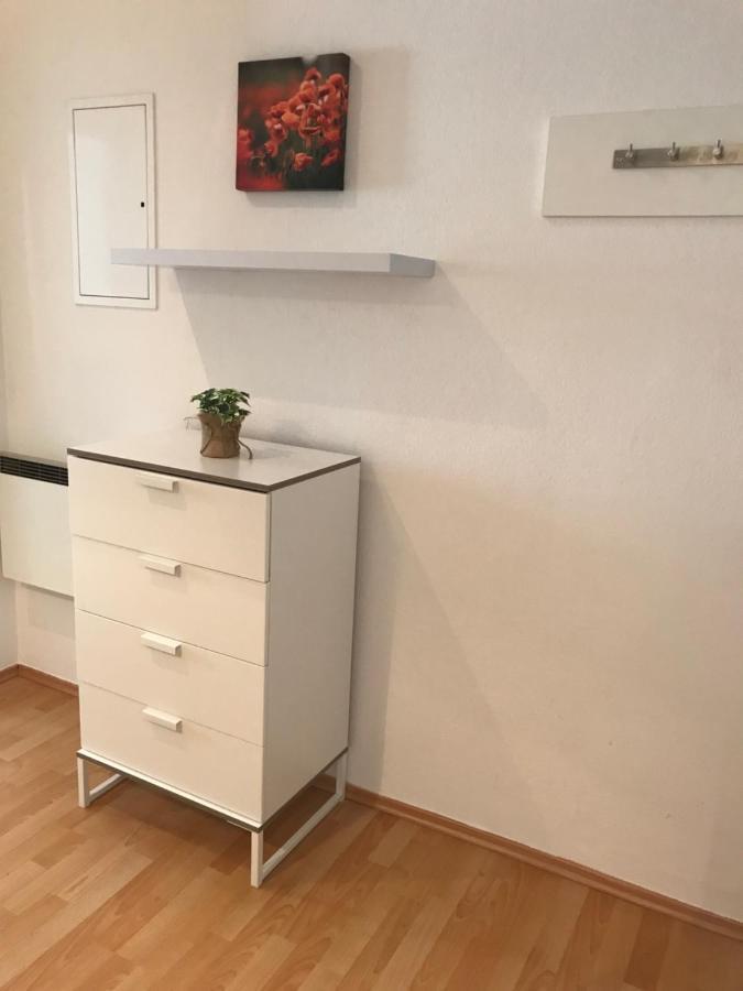 Studio & Apartments Near Reumannplatz Vienna Luaran gambar