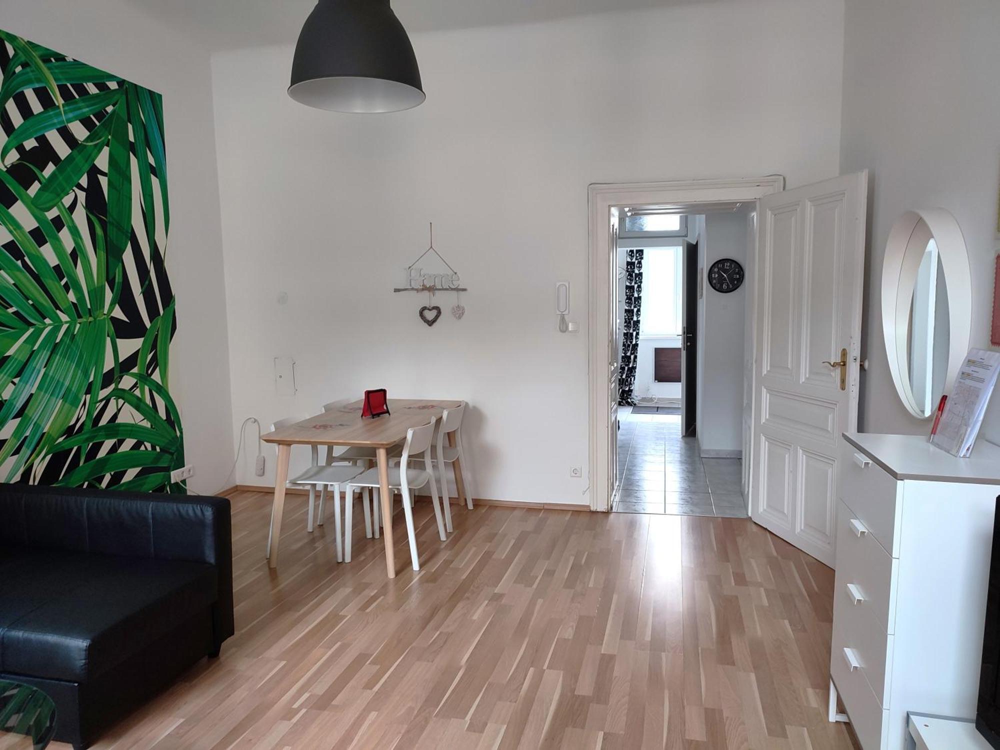Studio & Apartments Near Reumannplatz Vienna Luaran gambar